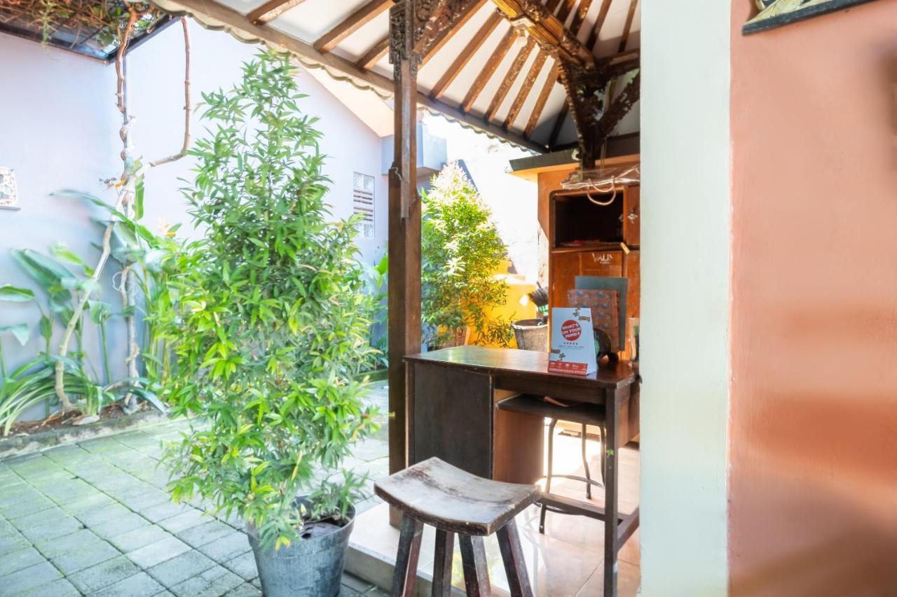 Oyo 3775 Ketut Inn Pesanggaran Zewnętrze zdjęcie