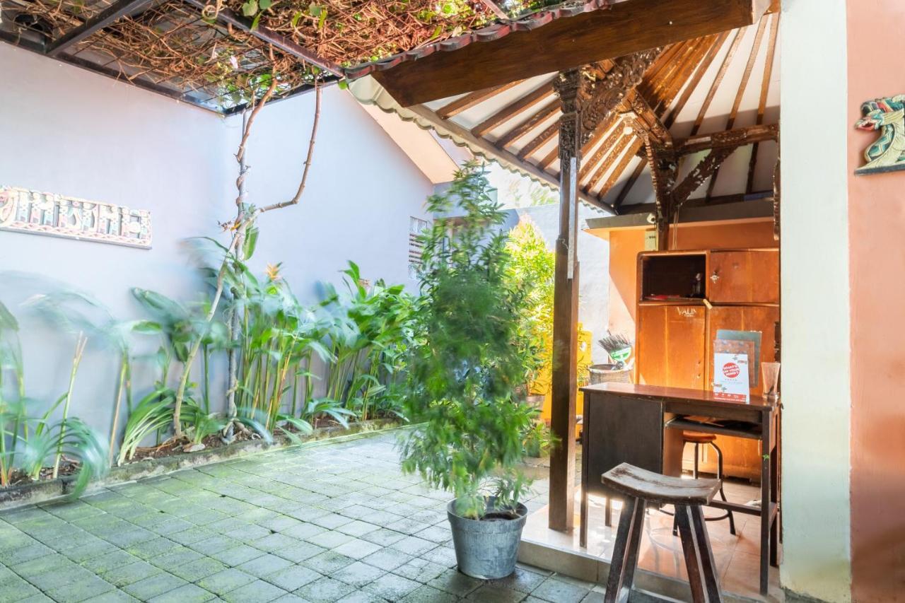 Oyo 3775 Ketut Inn Pesanggaran Zewnętrze zdjęcie
